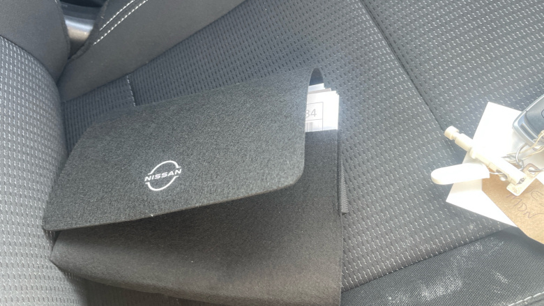 Nissan Qashqai 1.3 DiG-T MH 158 Acenta Premium 5dr Xtronic Petrol Hatchback